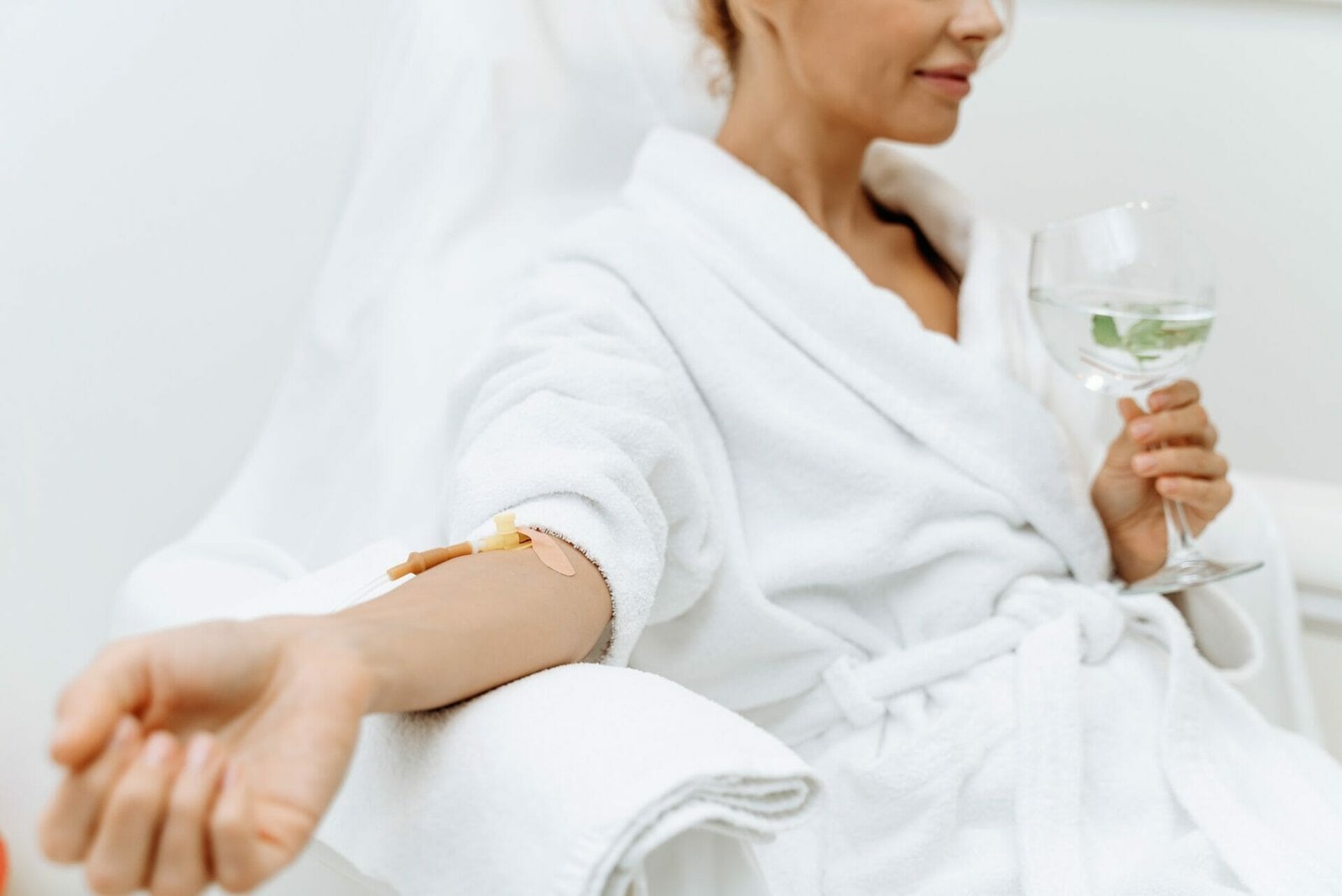 IV Pushes for Enhanced Health: Med Spa FAQ | Rouge & Wright